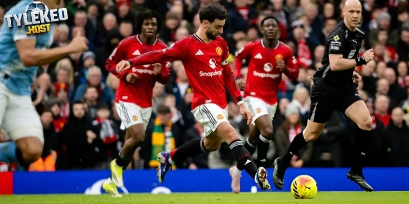 Bruno Fernandes đạt thành tích vượt trội hơn Carrick