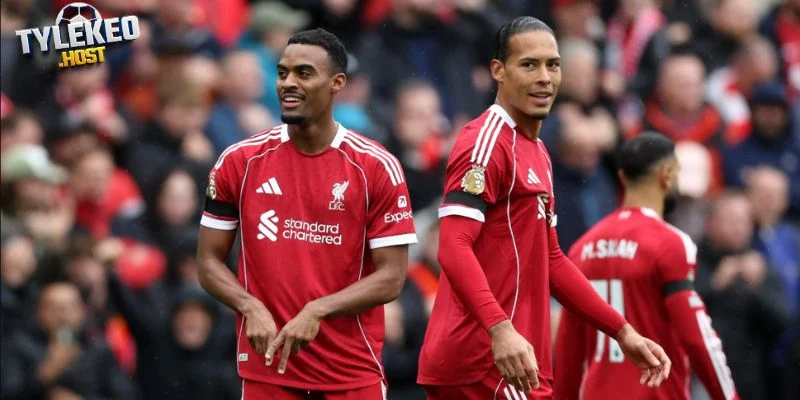 Nỗi ám ảnh Liverpool, cuộc đua Premier League đỉnh cao